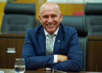 Deputado Ezequiel Neiva assume presidência da Comissão de Finanças da Alero