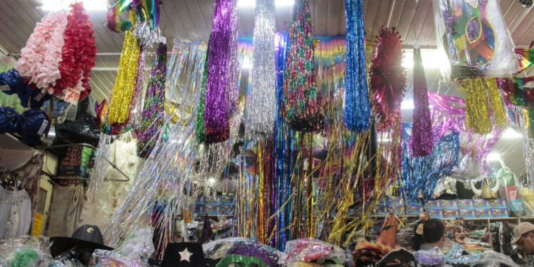 Procon-RO orienta consumidores para compras seguras durante o Carnaval