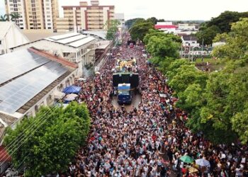 NA AVENIDA: Banda do Vai Quem Quer desfila neste sábado de Carnaval