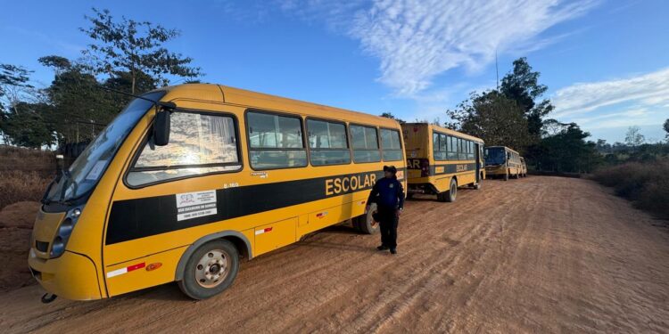Segurança de estudantes é fortalecida pelo governo de RO com fiscalização em ônibus e vans escolares