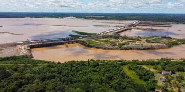 Hidrelétrica Santo Antônio bate recorde de geração de energia