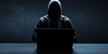 MPRO obtém sentença inédita com pena de quase 18 anos por estupro virtual