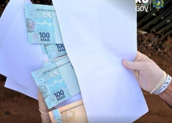 POLÍCIA CIVIL APREENDE MENORES COM NOTAS FALSAS