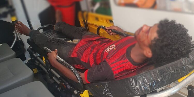 SURRADO: Suspeito é espancado após tentar furtar residência na zona leste