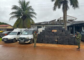 POLÍCIA APREENDE 30 MIL MAÇOS DE CIGARROS CONTRABANDEADOS EM OPERAÇÃO NA FRONTEIRA DE RONDÔNIA