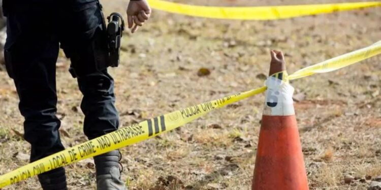 Homem morre a tiros em frente a posto de combustível em Ariquemes
