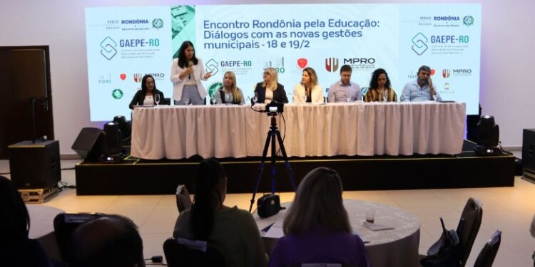 MPRO debate inclusão escolar em palestra para gestores municipais