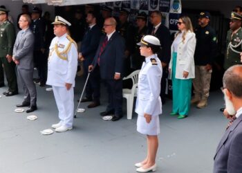 MPRO prestigia transmissão de cargo do comando na Marinha em Porto Velho