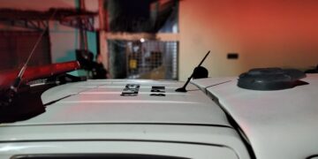Urgente: Mulher é encontrada morta em uma cama e homem é degolado – VEJA O VÍDEO