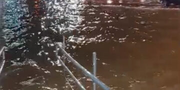 ALAGAÇÕES: Após forte chuva AV. Rio madeira próximo a av.Raimundo Cantuária fica tomada por água – VIDEO