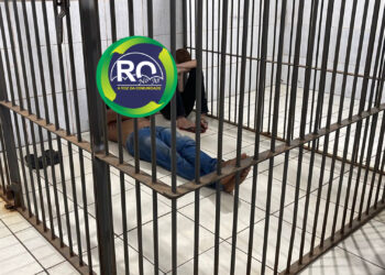 A VONTADE: Dupla é conduzida a central de polícia após assalto