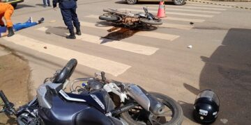 GRAVE: Duas motocicletas colidem e deixa uma vitima em estado grave