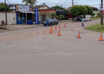 Prefeitura estuda implantação de rotatória no acesso ao bairro Alphaville