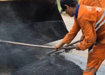 Manutenção na Rodovia-010 é realizada pelo governo de RO para garantir segurança e trafegabilidade