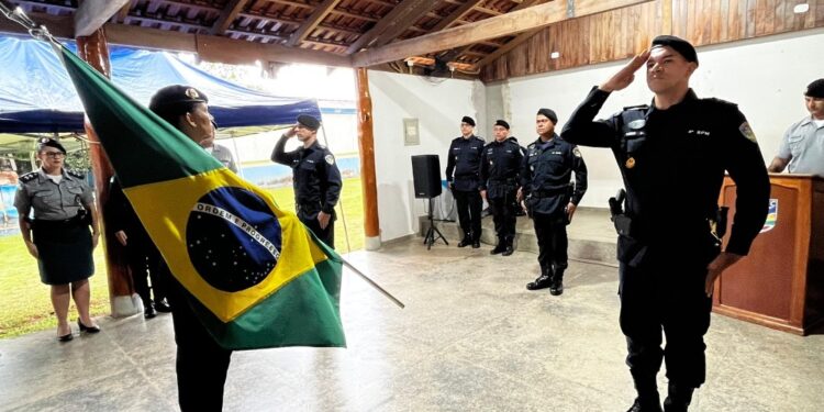 Solenidade marca troca de comando do 2º pelotão do 4º Batalhão da Polícia Militar em Espigão D’Oeste