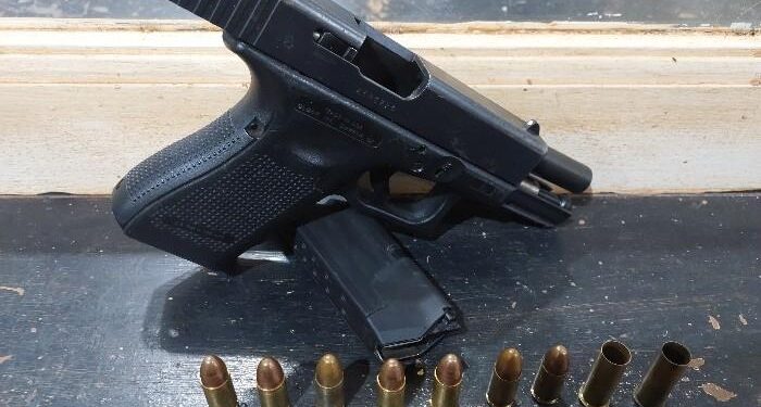 POLÍCIA MILITAR REALIZA APREENSÃO DE ARMA DE FOGO E PRENDE SUSPEITO EM GUAJARÁ-MIRIM