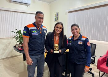 Deputada Dra. Taíssa recebe homenagem do Corpo de Bombeiros Militar de Rondônia