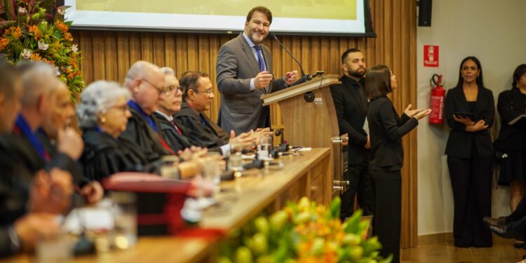 Presidente da Assembleia Legislativa prestigia posse do novo Procurador-Geral de Justiça do MP-RO