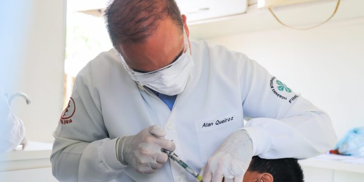 Deputado Alan Queiroz destina R$ 453 mil para aquisição de kits odontológicos ao município de Costa Marques