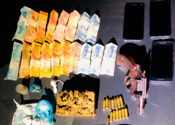 Ji-Paraná – Polícia Militar desarticula ponto de tráfico de drogas e apreende arma de fogo no bairro Rondon