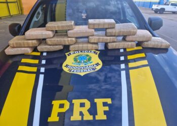Em Porto Velho/RO, PRF prende passageira de táxi transportando drogas