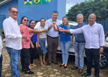 Deputada Cláudia de Jesus faz entrega de emenda para saúde e educação em Urupá