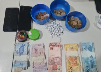 PM apreende drogas no Morar Melhor