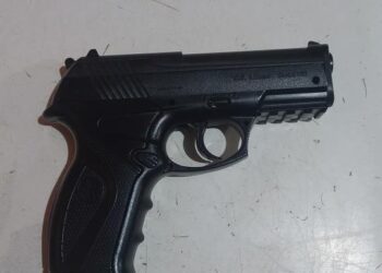 Homem armado é preso após ameaçar funcionários de lanchonete em Alto Paraíso