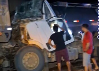 Engavetamento na BR-364 próximo à Nova Vida envolve seis veículos