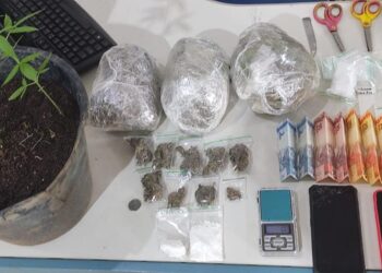 Polícia Militar apreende mais de 1kg de drogas e prende jovem por tráfico em Ariquemes