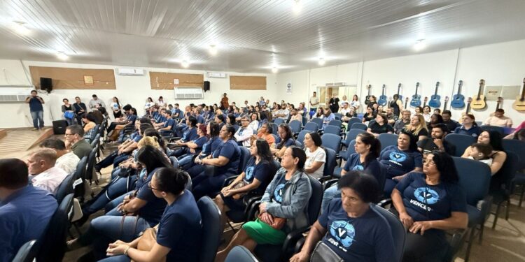 Governo de RO fortalece inclusão produtiva com entrega de kits do programa Vencer em Vilhena