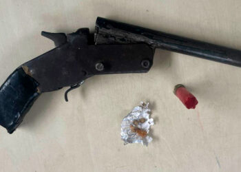 JI-PARANÁ – POLÍCIA MILITAR PRENDE HOMEM EMBRIAGADO PORTANDO ARMA DE FOGO E ENTORPECENTE