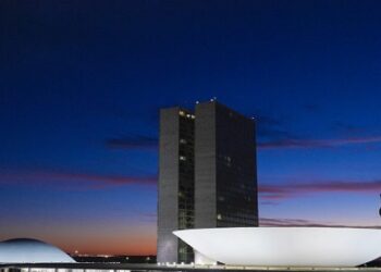Câmara vai debater neste semestre se aumenta número de deputados ou redistribui vagas entre estados