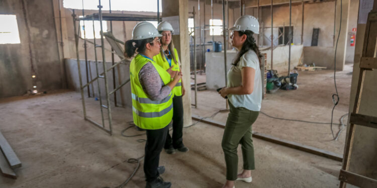 Obra no Cemetron alcança 70% de conclusão e ampliará atendimento à população