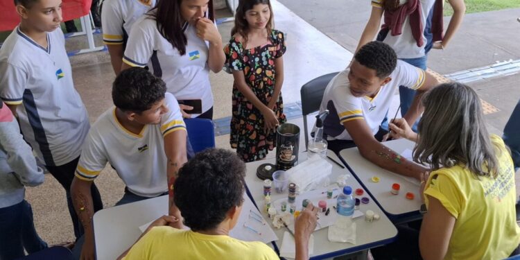 Serviços e atividades voltadas à segurança viária são realizados pelo Detran-RO durante ação em Castanheiras