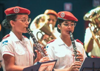 Projeto “Jovens que Brilham” abre inscrições para talentos de 15 a 29 anos nas categorias de canto, dança ou instrumental