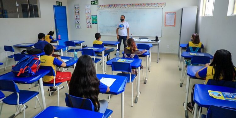 Prefeitura divulga nomes de convocados para o programa Unidos da Educação