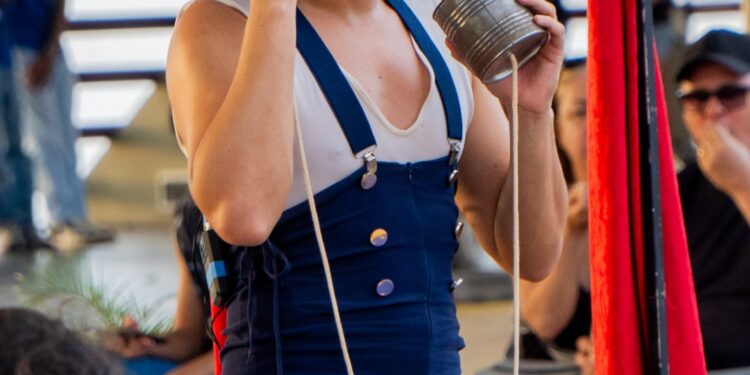 Espetáculo amazônico “Ensaio Geral” leva arte circense à avenida paulista em São Paulo