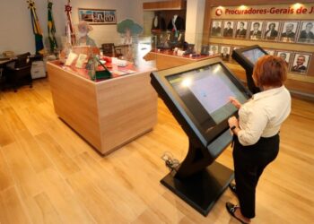 Instalado na recepção do prédio-sede, Memorial do MPRO está de portas abertas para visitação