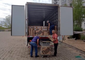 Com recursos do FRBL, Ministério Público de Rondônia doa computadores e impressoras a escolas públicas