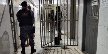 Idosa é amarada e ladrões levam tudo sendo que hoje a PM recupera objetos