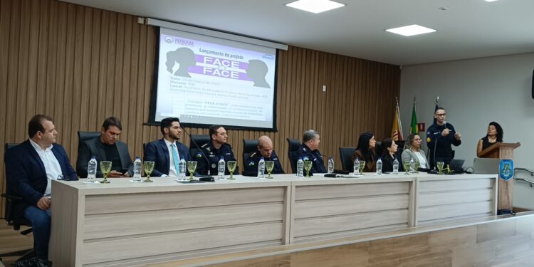 “Face a Face” é lançado em Ariquemes para combate à violência doméstica