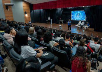 Aulão dá início ao cursinho da Prefeitura de Porto Velho para o Enem 2025