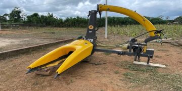 Deputado Alan Queiroz realiza entrega de ensiladeira ao município de Nova União