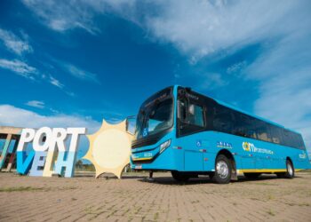 Nova tarifa de ônibus começa a valer e população comemora economia no bolso