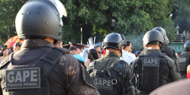 Operação Carnaval: Polícia Penal intensifica fiscalizações e patrulhamentos durante maior bloco de rua da Região Norte