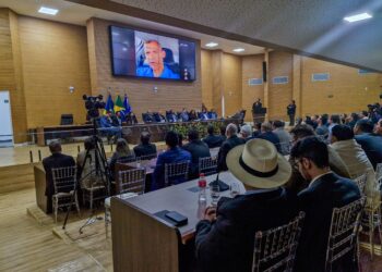 Chefe do Executivo estadual é agraciado com o Título Honorífico de Cidadão do estado de Rondônia