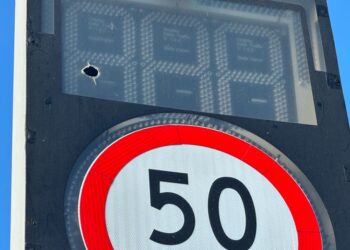 Radares de controle de velocidade são alvejados com diversos disparos na BR-364