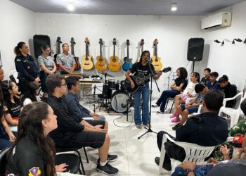 4º Batalhão: Aula inaugural do projeto “Música na Comunidade” emociona público na Base do Teixeirão em Cacoal