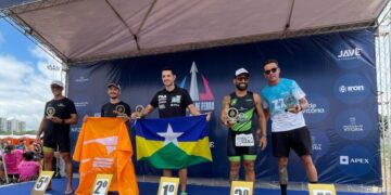 Triatleta rondoniense conquista bicampeonato em competição nacional com suporte do governo de RO